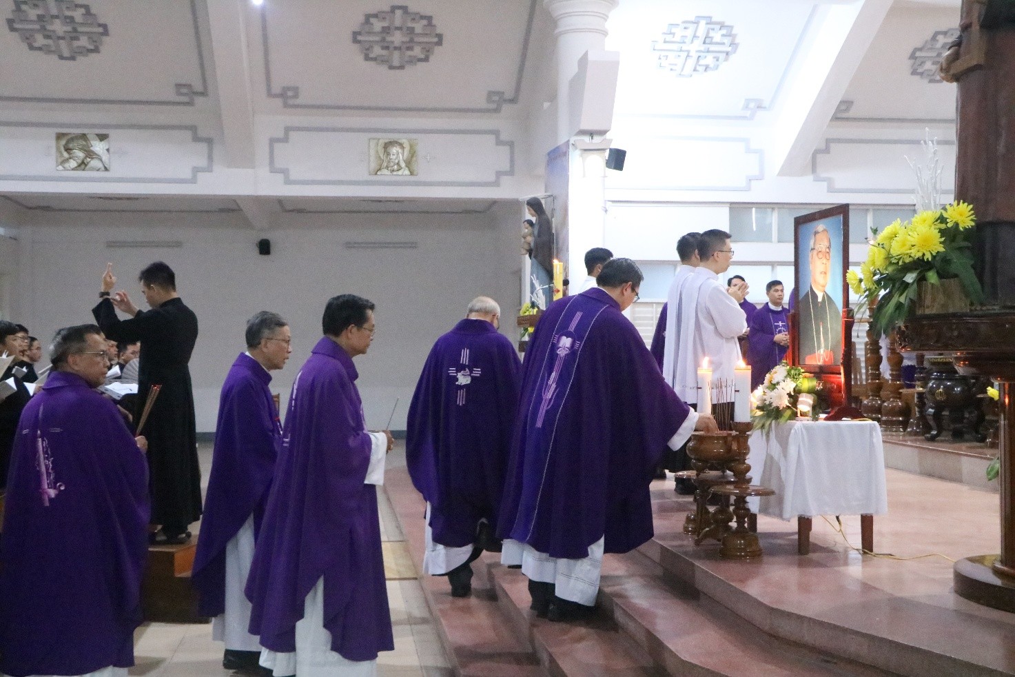 Đại Chủng Viện Sao Biển Nha Trang D&acirc;ng Lễ Giỗ Lần Thứ XXIII Đức Cha Ph&ecirc;r&ocirc; Nguyễn Văn Nho