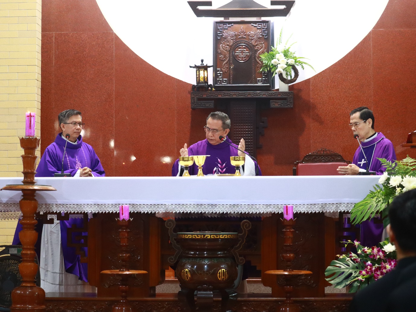 Th&aacute;nh Lễ Cầu Nguyện Cho Qu&yacute; &Acirc;n Sư V&agrave; C&aacute;c Th&agrave;nh Vi&ecirc;n Đại Chủng Viện Sao Biển Đ&atilde; Qua Đời